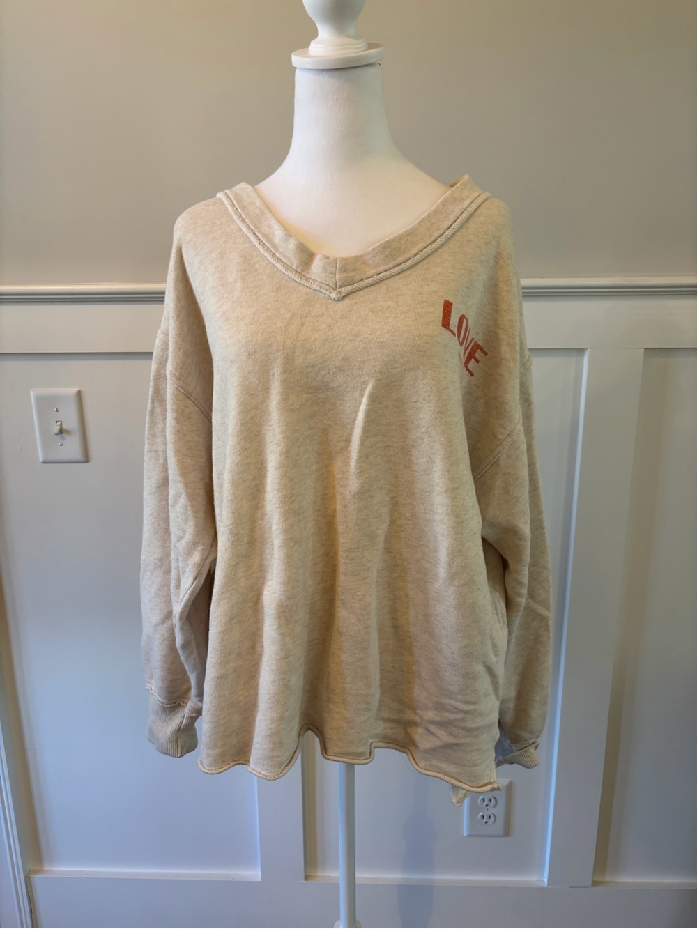 Aerie Relaxed V-Neck 'Love' Sweatshirt - Cream